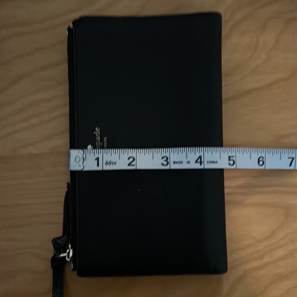 Kate Spade wallet - Picture 6 of 6